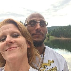 Meet your Posher, Eve